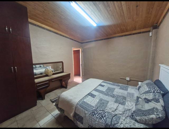 10 BEDROOM HOUSE FOR SALE IN DIBENG